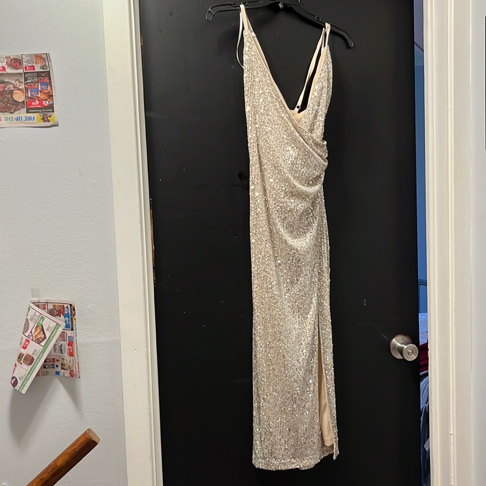 Size L Annabel sequin Tank MIDI Dress from Baltic Born